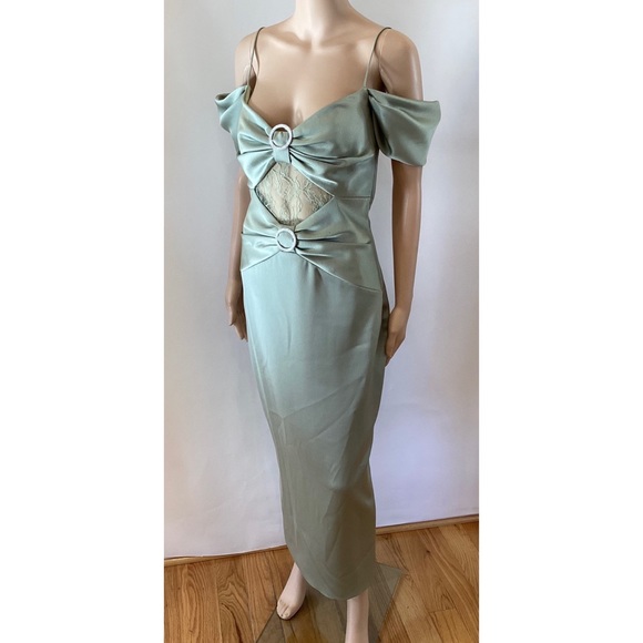 RASARIO CUTOUT OFF THE SHOULDER MIDI DRESS - Picture 3 of 8